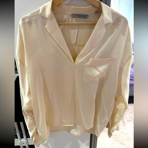 Vince 100% silk shirt/top - Ivory - Size S